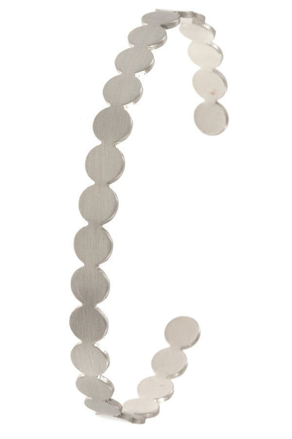 Circle link cuff bracelet
